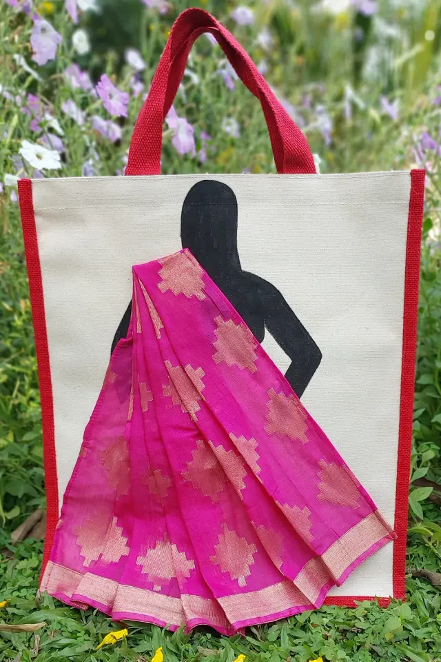 Saree back side carry bag